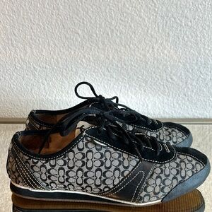 COACH- Signature Logo Jacquard Lace Up Sneaker Shoe